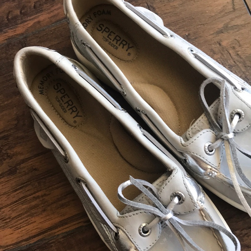 Sperry Top Siders - Picture 6 of 7